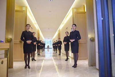 傳承五星品質(zhì)，打造宴會新標準 金科天元道酒店今日開業(yè)，會議服務(wù)引領(lǐng)行業(yè)新潮流